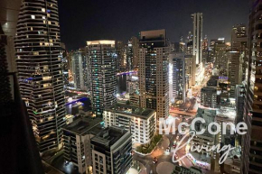 Central 2BR with Stunning Marina Skyline